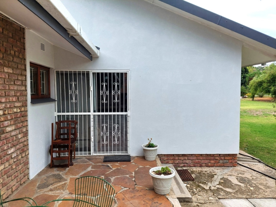 5 Bedroom Property for Sale in Oudtshoorn South Western Cape
